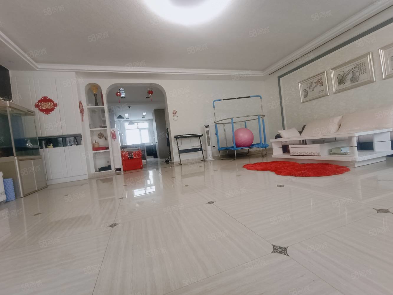 和谐小区3室2厅2卫201㎡南北95万