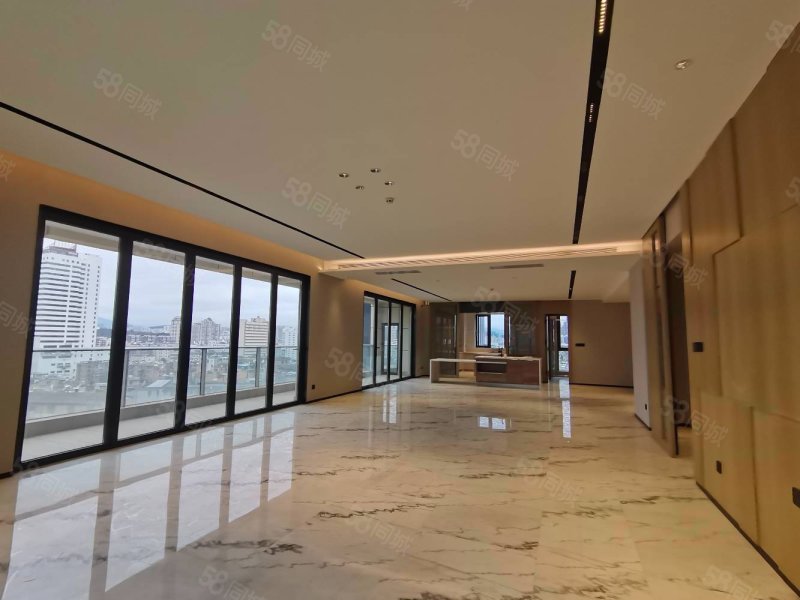 白塔路俊发逸天峰豪装大平层业主诚心出售全系德国进口家电