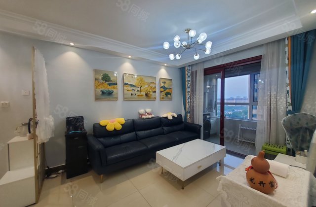 上文轩华建精装2室，带储藏室免大税