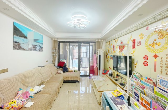 雅居乐花园4室2厅140.85㎡82.8万二手房图片