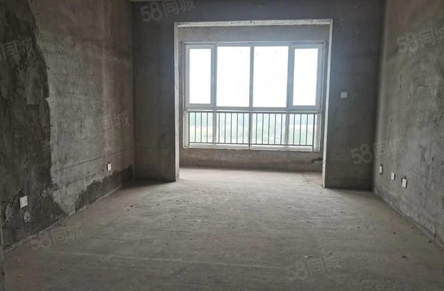 鸿利塞纳水岸2室2厅93㎡33万二手房图片