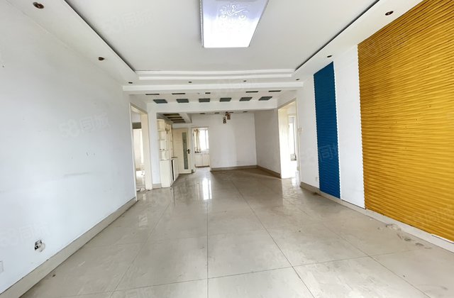 非常着急出售！价格可聊 东昌湖北邻 三楼东边户 三叶草户型