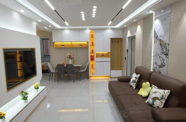 镇东花园2室1厅1卫77㎡南北30.8万