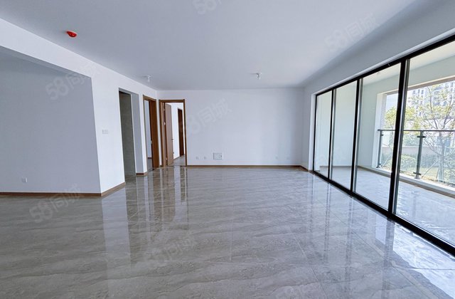 民生城市芳华 全明边户 带三个车位 储藏室 近 孟达 一实验