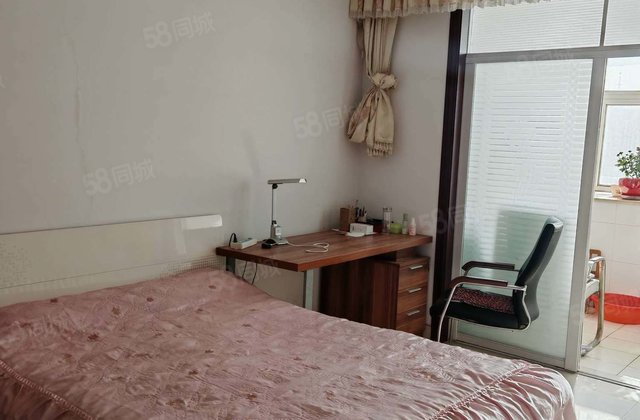 火车站附近配套成熟 产权清晰 楼层好 南北通透 交通便利