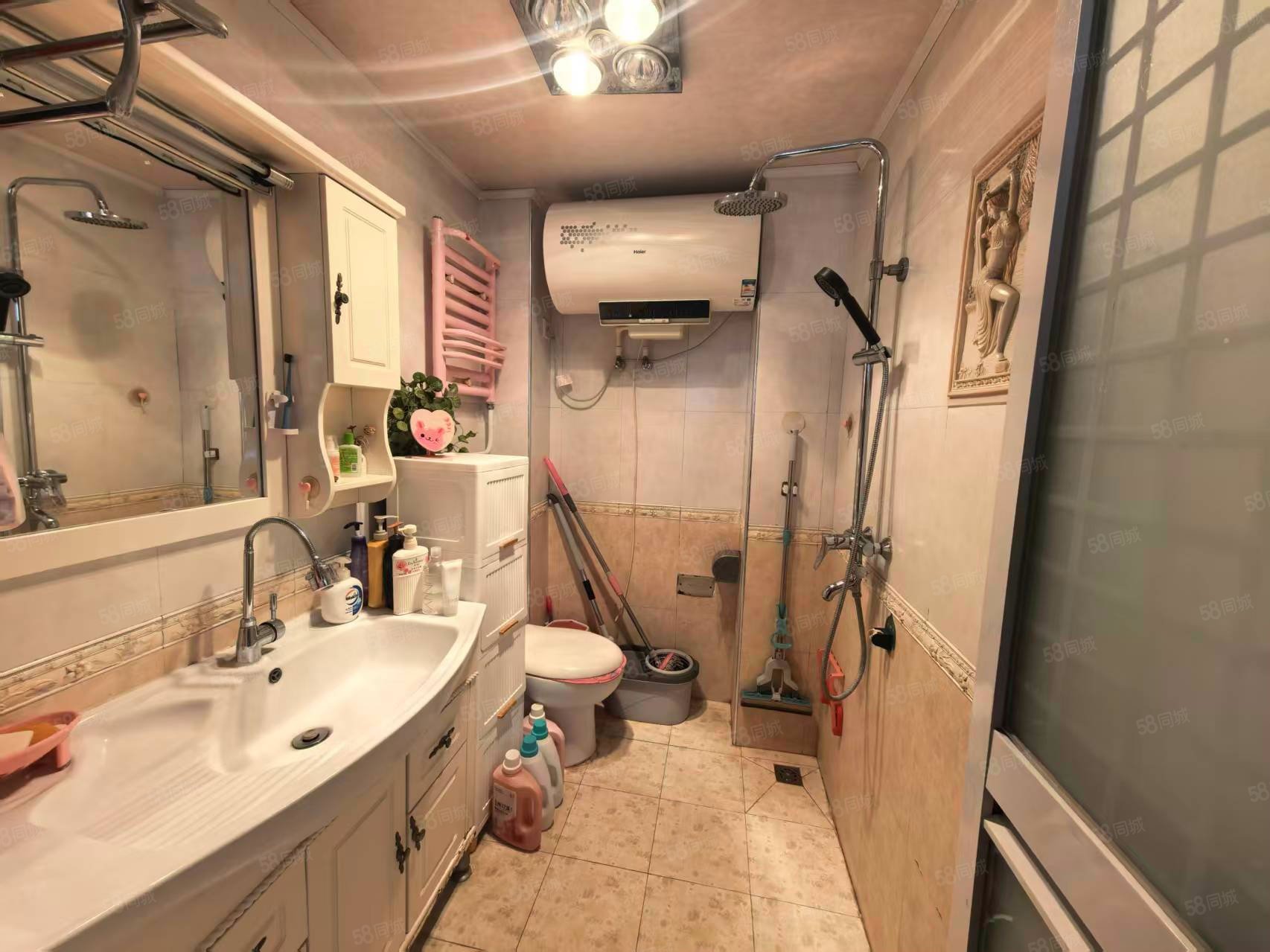 上上城第三季2室2廳1衛(wèi)75.29㎡南65萬(wàn)