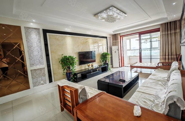 育红 实验 振兴路 香江 月亮湾颐馨园带车位储藏室 可聊