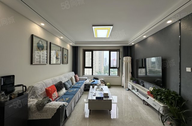 3室2厅 电梯房 朝南 112平 民生凤凰城十七号院 精装修