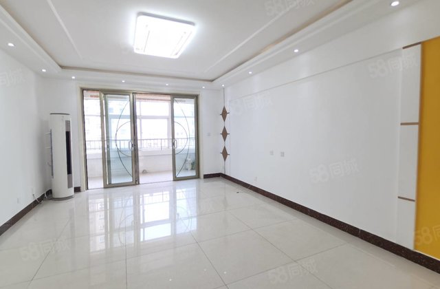 文轩中学 四室双卫 水木清华 中间楼层 全明户型 随时看房