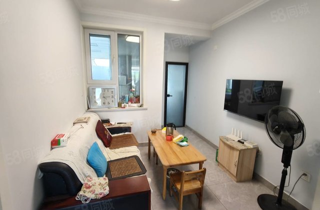 文轩 东关灌溉处 精装可拎包入住 中间楼层 南北通透 小三居