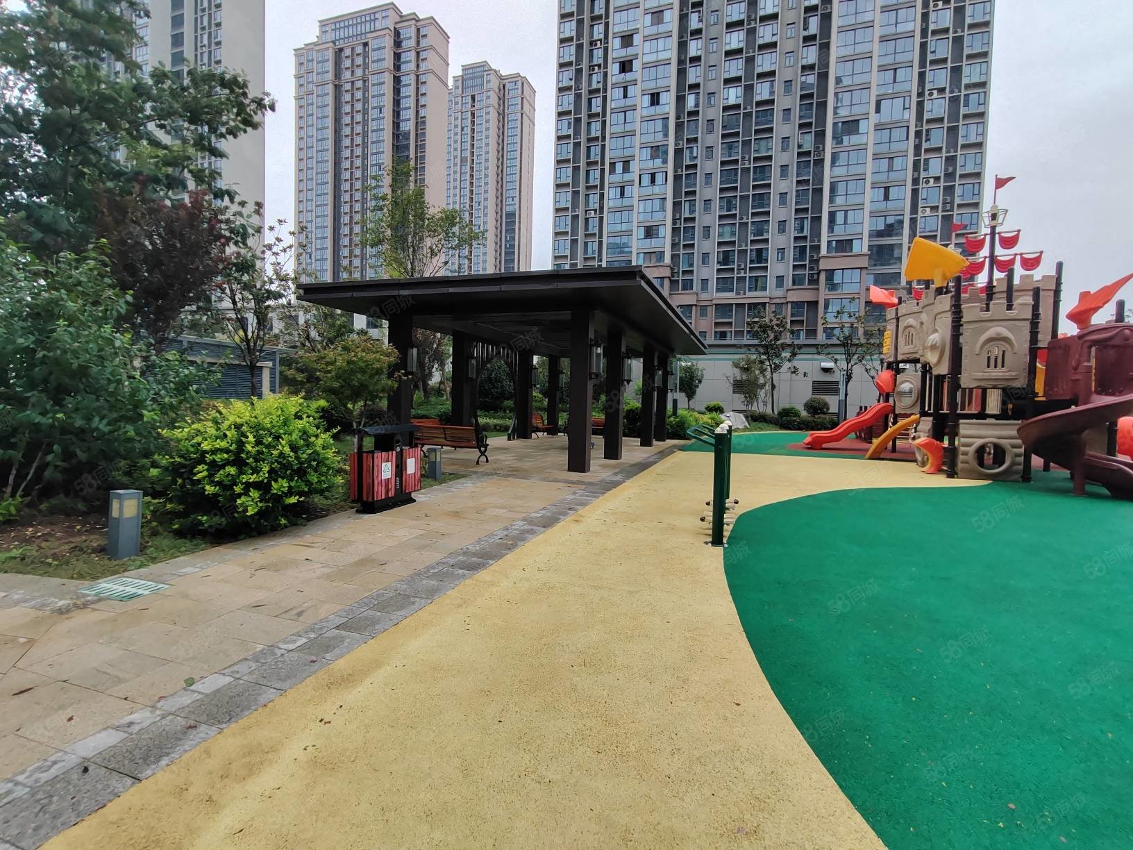 急售现房东襄华府楼层好边户大三房可以看江景