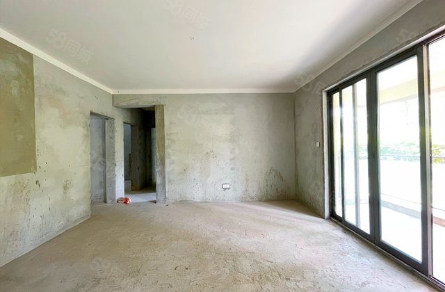 中建龙玺台龙门庭4室2厅144.99㎡185万二手房图片