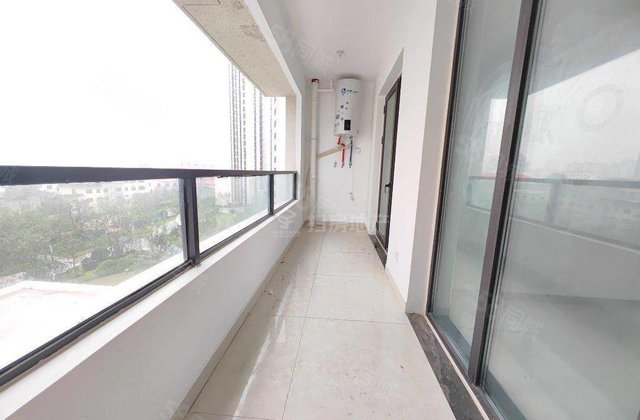 房东急售 新出好 送车位 储藏室 诚心出 随时带看   真实