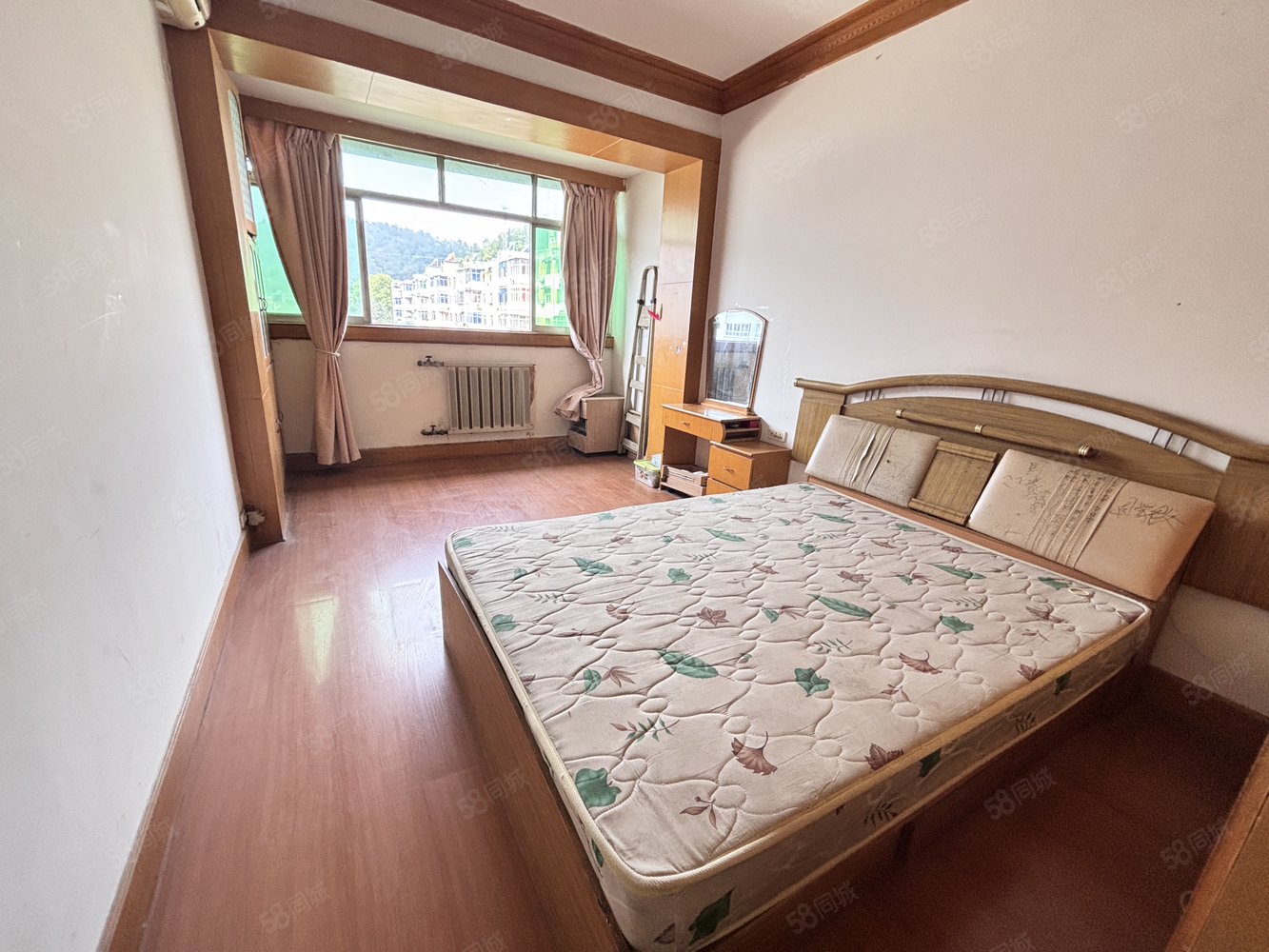 张湾机关家属楼2室2厅1卫105㎡南北45.8万