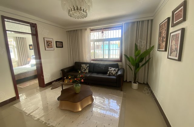 市中中运河边 一楼带院 单位家属院精装3室 停车方便 免大税