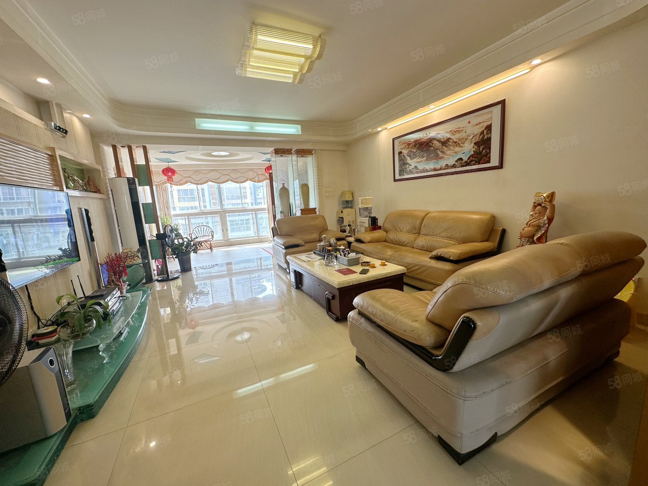 御景湾4室2厅2卫158.7㎡南北133万