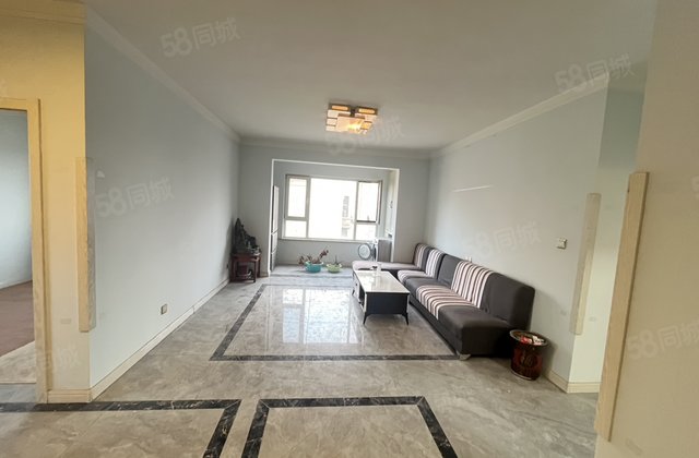 保利壹号公馆4室2厅140㎡73万二手房图片