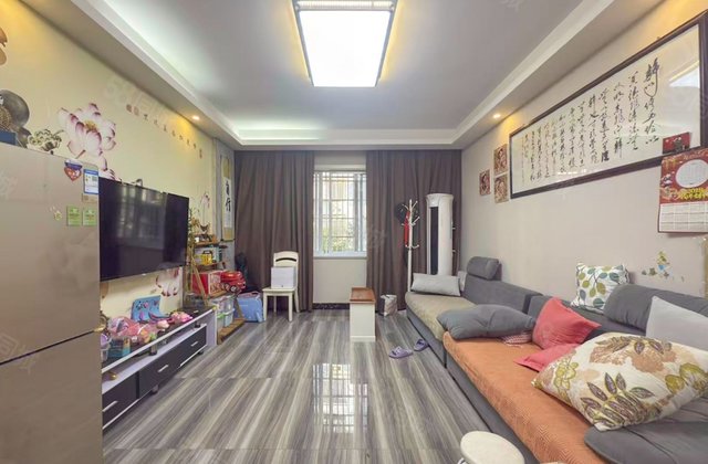 词林小区3室2厅101㎡235万二手房图片