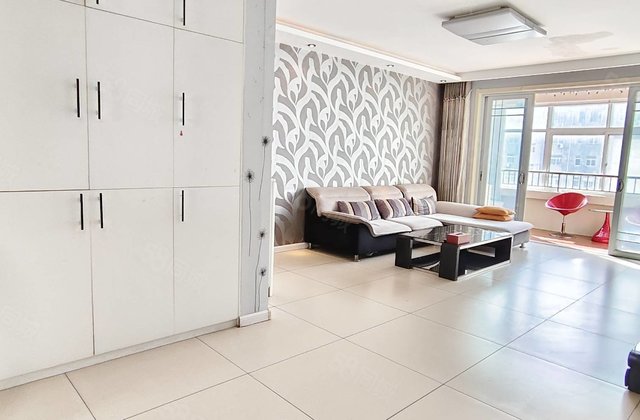 文轩附近水木清华四室精装四室免大税停车方便