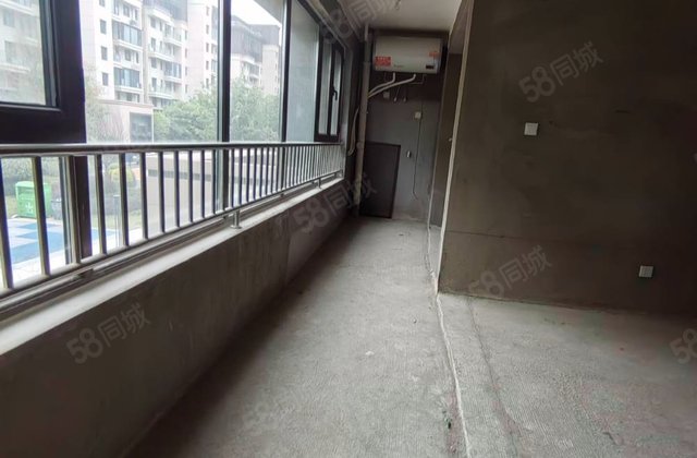 鲁商城市广场3室2厅127㎡69.9万二手房图片