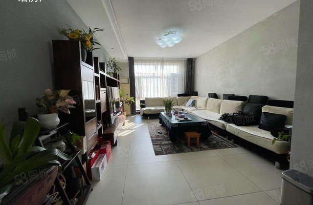 湖边200 ，名人苑一期精装电梯洋房三室两厅两卫，城市主人