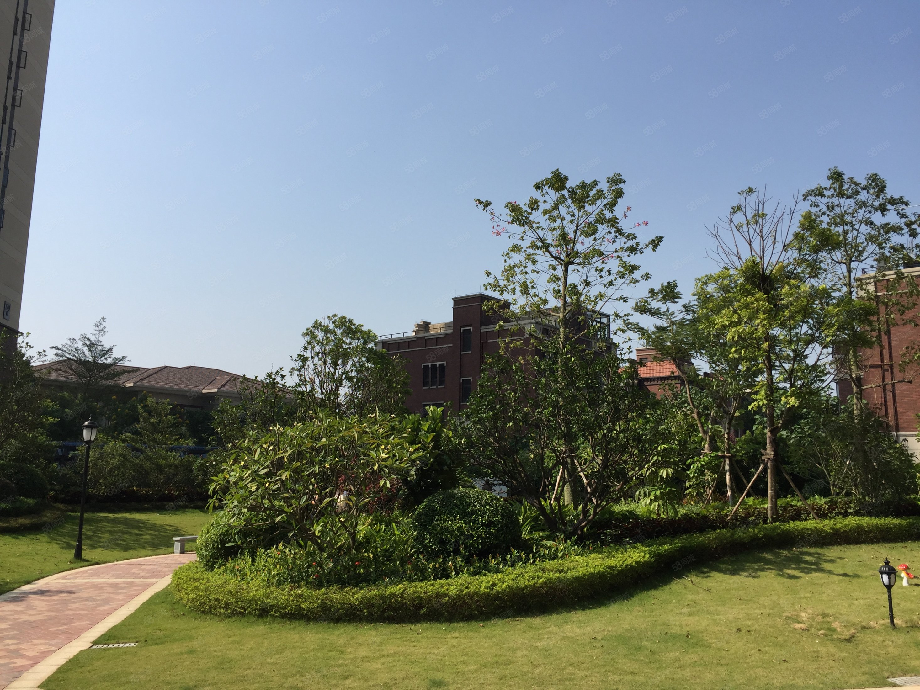 小三房 停车方便 南北通透 带电梯 正规商品房,金地城南艺境-东莞58