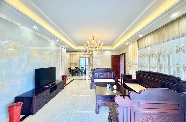 翡翠绿洲湖翠苑5室2厅253.24㎡365万二手房图片