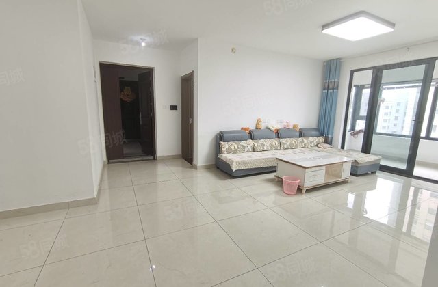 三中北校 三叶草 带车位 满二   楼层