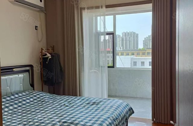 59万 东昌总校 剧院东邻 联通公司家属院 精装三室 免大税