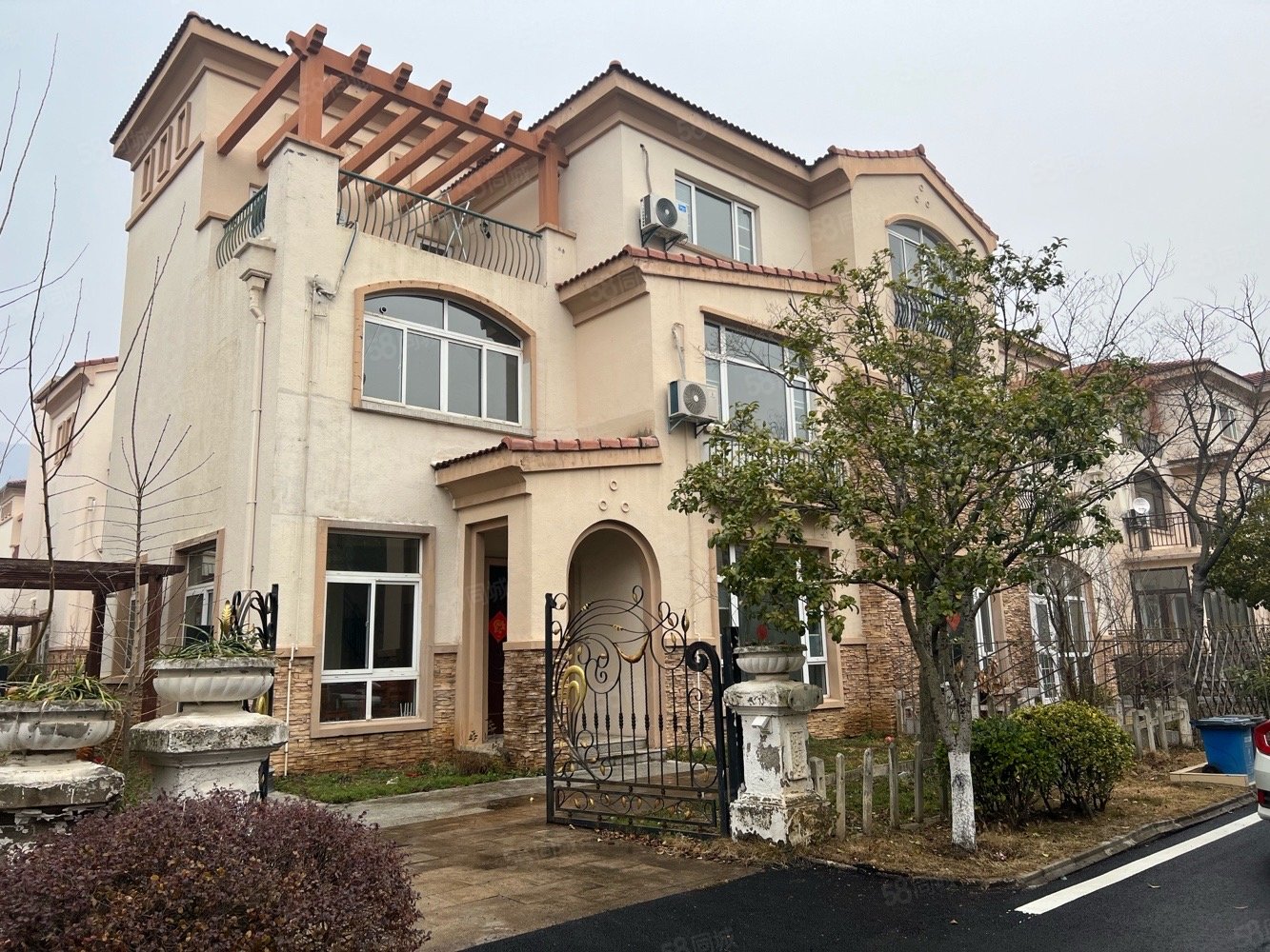 碧桂园如山湖城(别墅)5室2厅4卫241㎡南128万