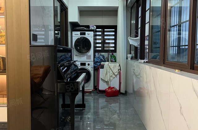 壶山学苑4室2厅151.84㎡168万二手房图片