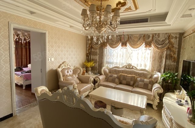 华盛沁园126平4室2厅2卫精装修好层次电梯洋房