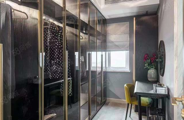 国际新城4室2厅137.29㎡148万二手房图片