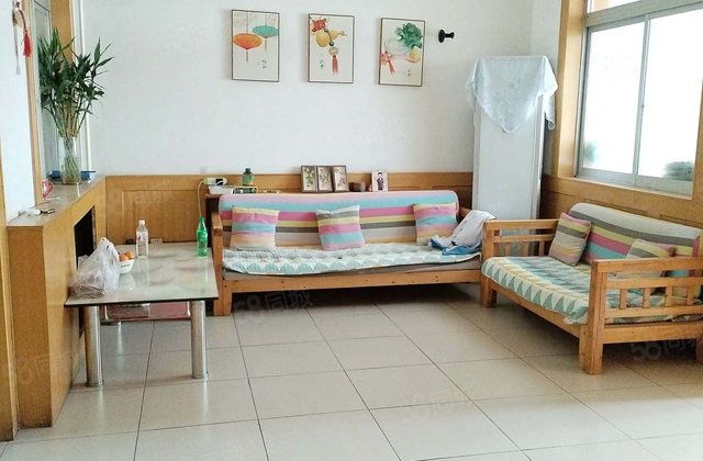 急售58万，东昌中学，兴华路  ，人民银行家属院，停车方便