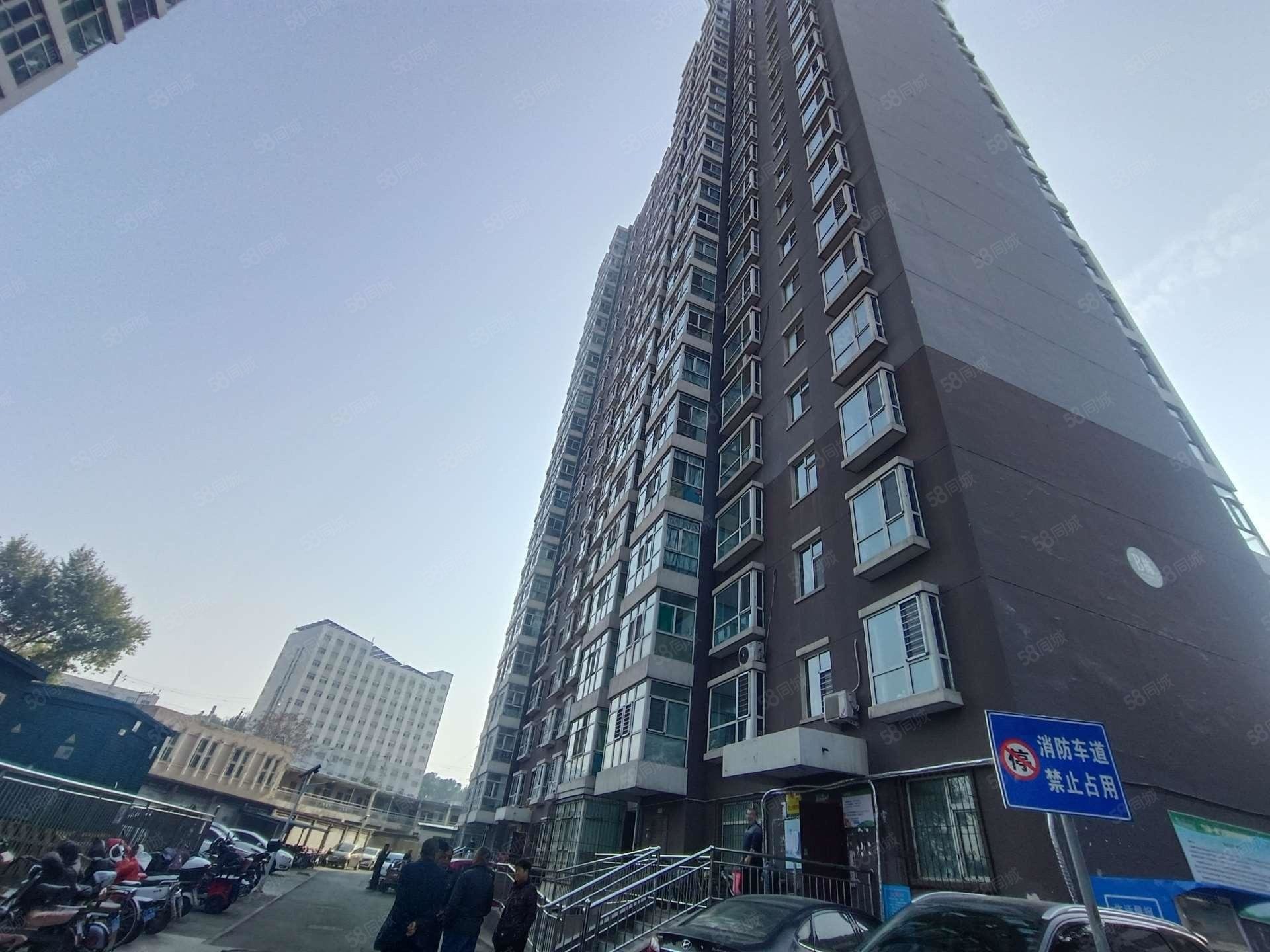 太钢东门房苑小区高层电梯房停车方便可贷款