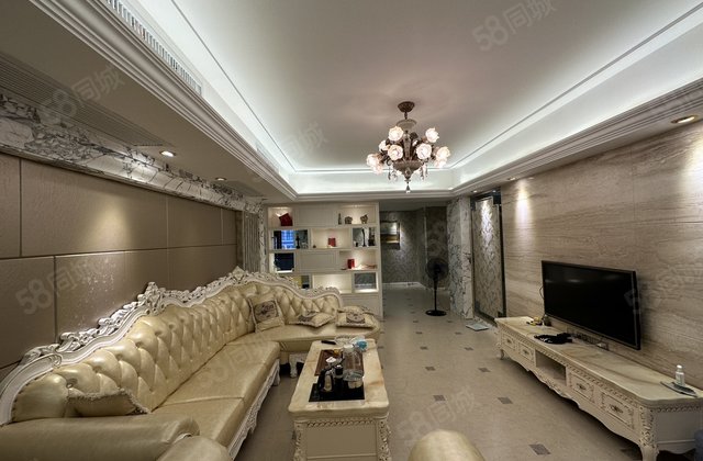 逸景豪庭3室2厅134.72㎡140万二手房图片