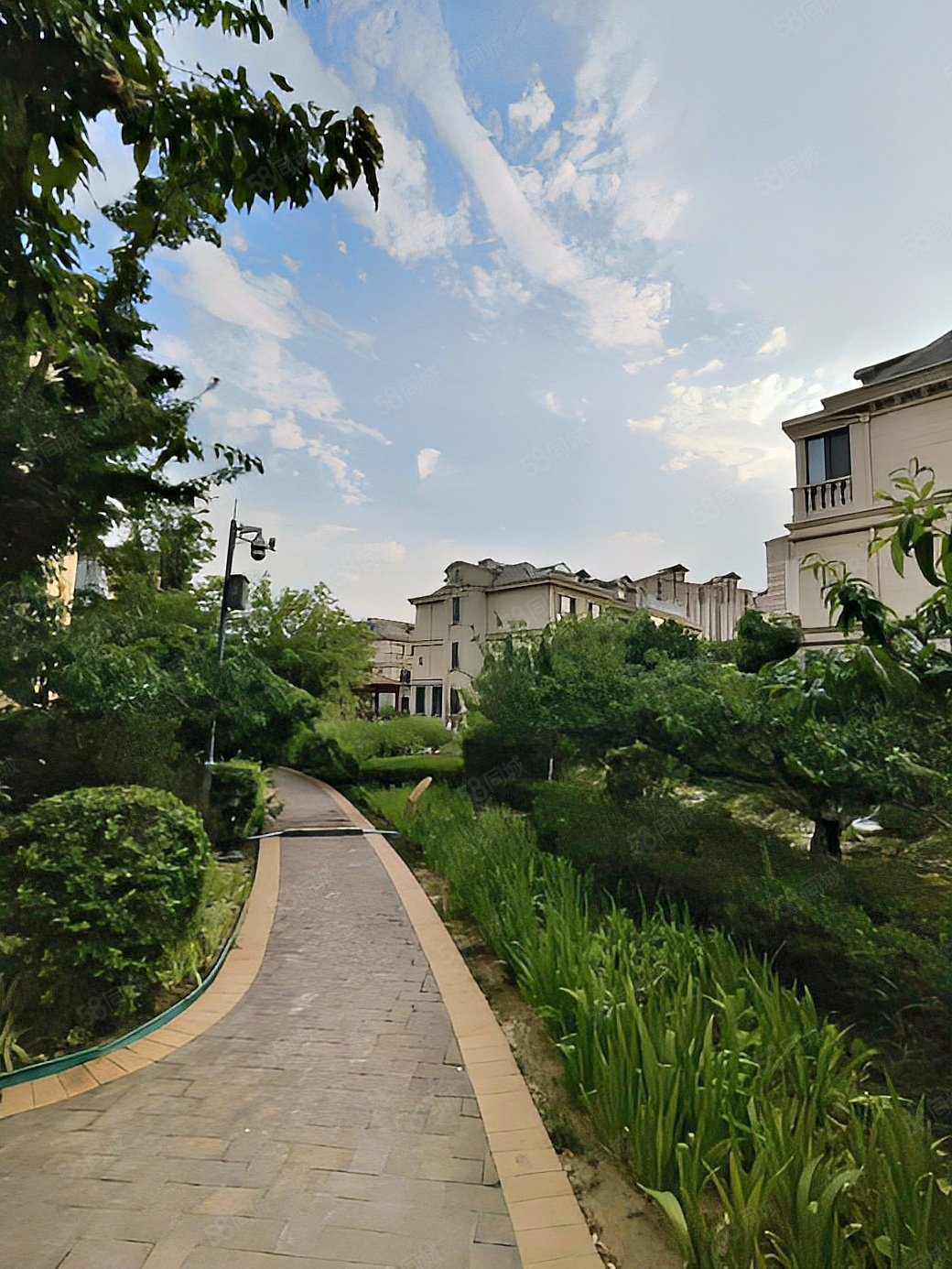 新上阳光城翡丽湾联排别墅邻水系已做土建有电梯满二晋溪街可按揭