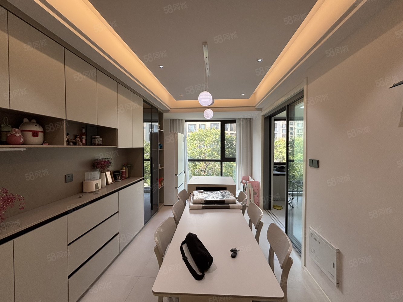 绿城兰园3室2厅2卫126㎡南北93万