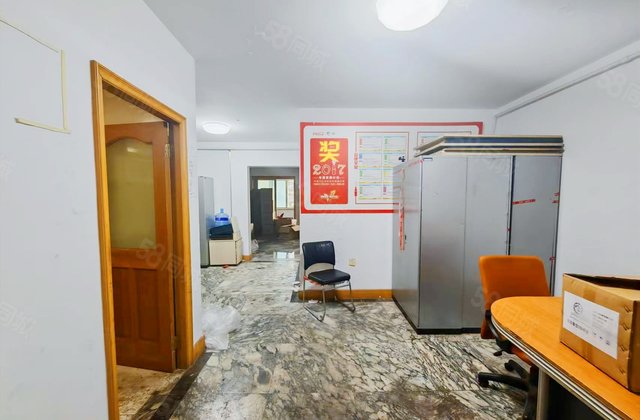 万科城市花园4室2厅162.38㎡192万二手房图片
