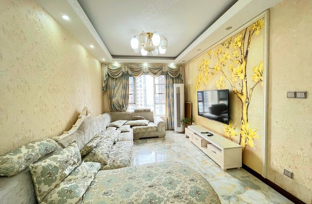 融创凯旋公馆3室2厅70.39㎡73.8万二手房图片