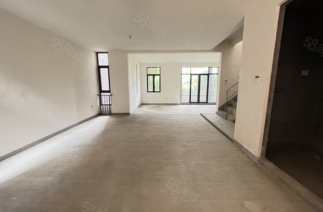 龙湖悠山郡二期3室3厅321.23㎡325万二手房图片