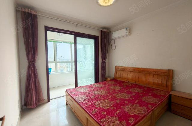 东昌丽都 大三居 90多万 免大税 中间楼层