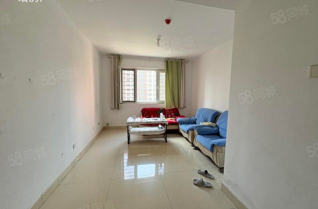 南边 先锋翡翠湾 好楼层 两室朝阳 送储藏室有证可按揭随时看