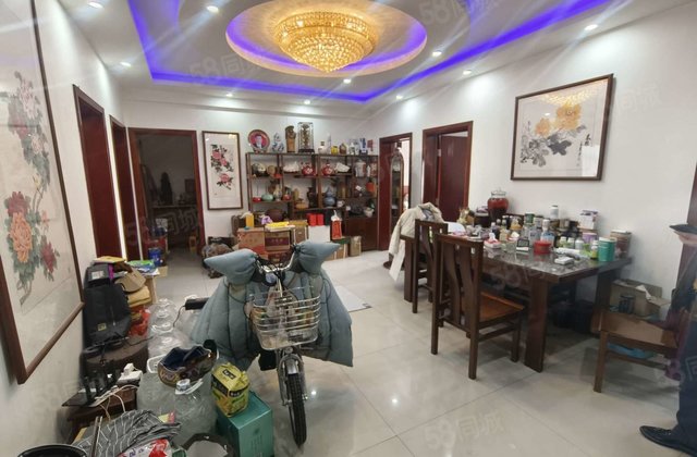 温泉嘉苑4室2厅183㎡150万二手房图片