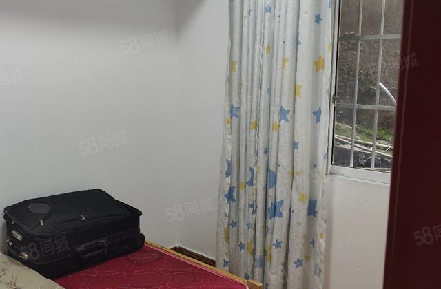 顺昌商住楼3室2厅100㎡15.8万二手房图片