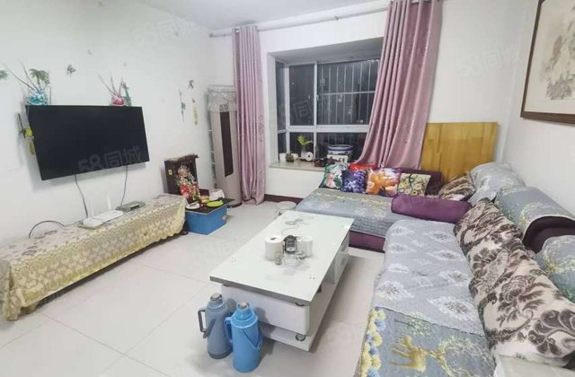 区政府南 单价五千多 翡翠城 三室两卫 免大税带储 房东急卖