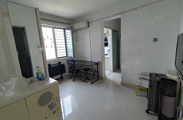 能上文轩一中 新东方龙湾 满五 1室1厅 楼层好