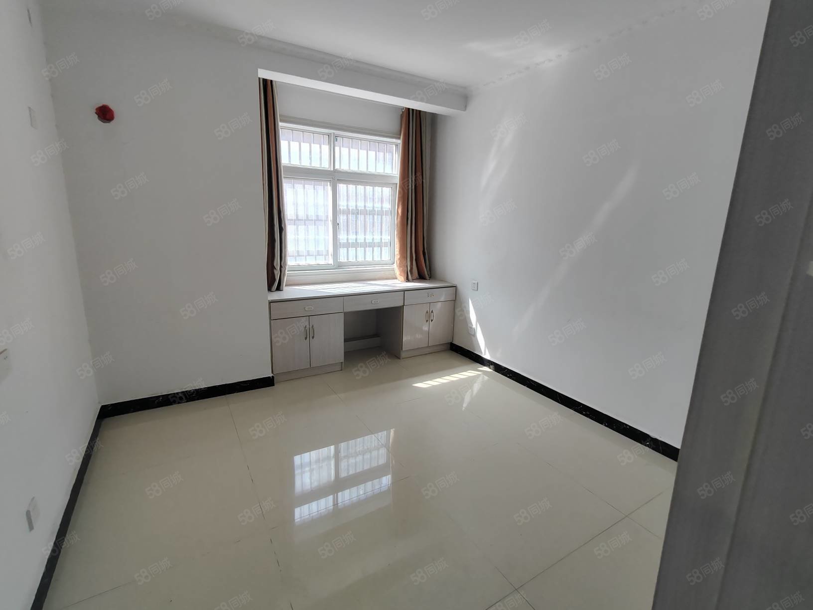 建投药都蓝湾2室2厅1卫90㎡南北42万