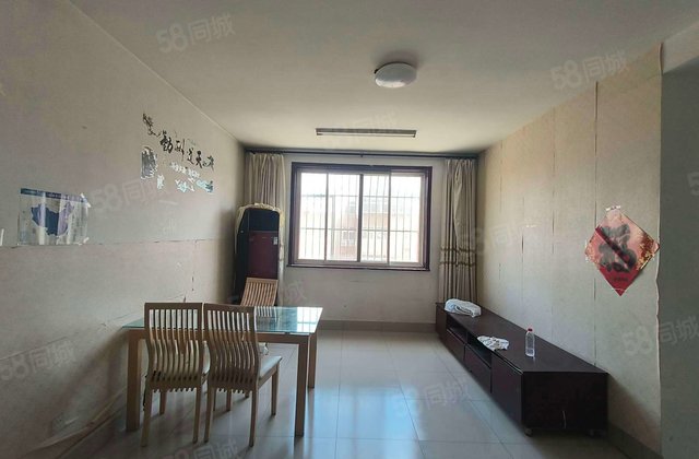 急售文轩本部，公安局家属院，龙山南区，三室，停车方便