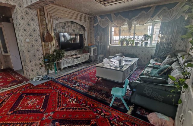 明升喀什中央国际3室2厅102.1㎡64.5万二手房图片